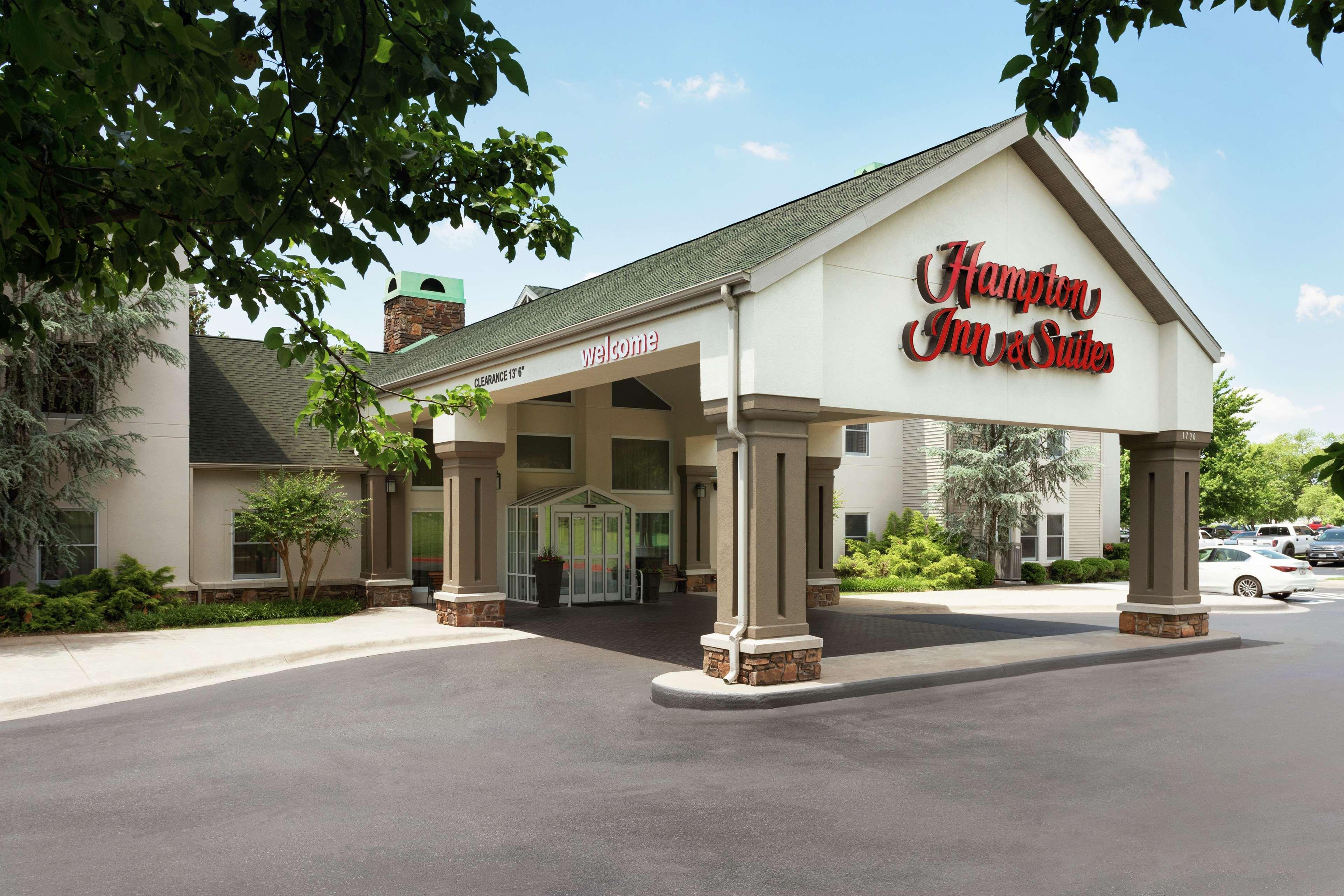 Hampton Inn And Suites Springdale Extérieur photo