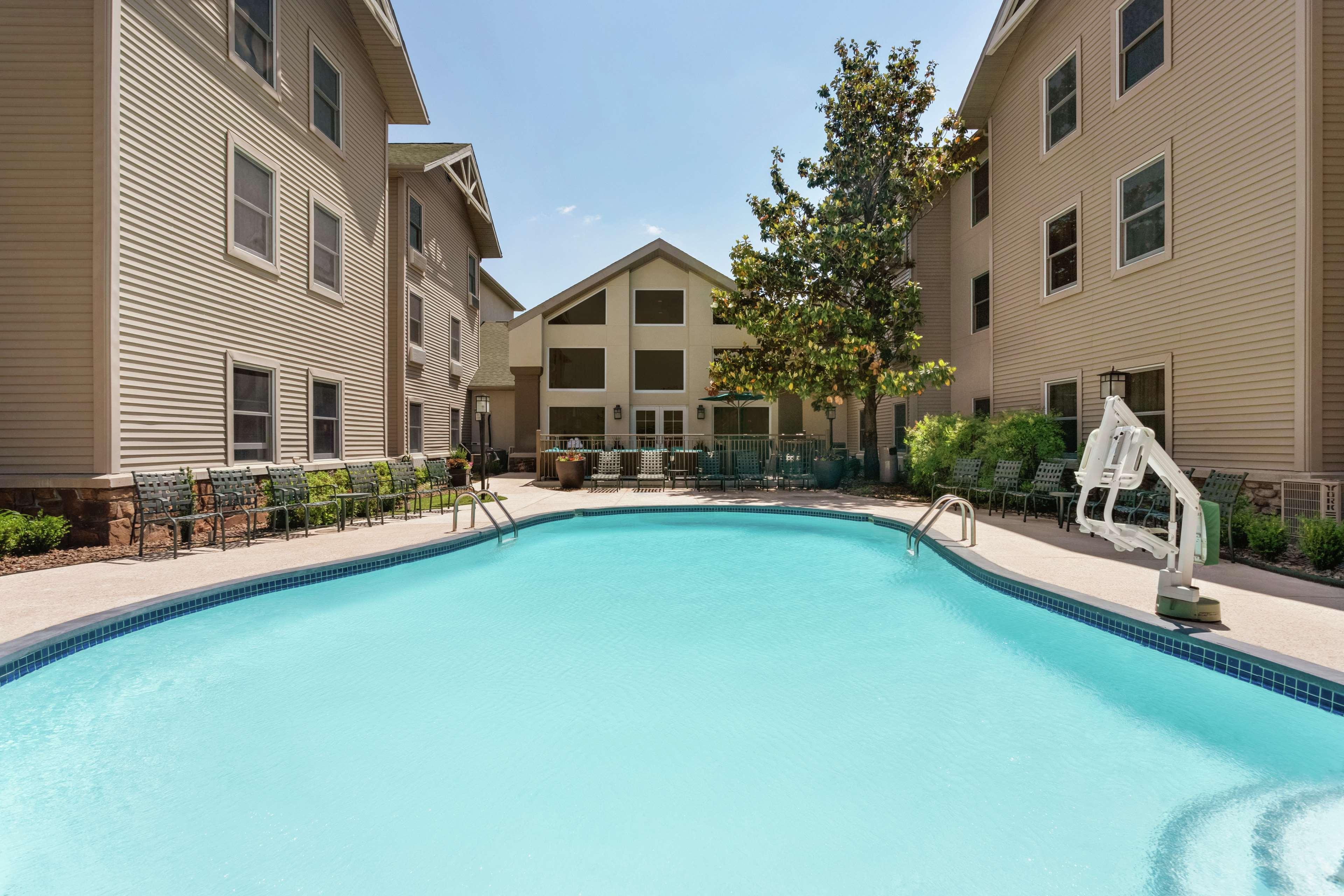 Hampton Inn And Suites Springdale Extérieur photo