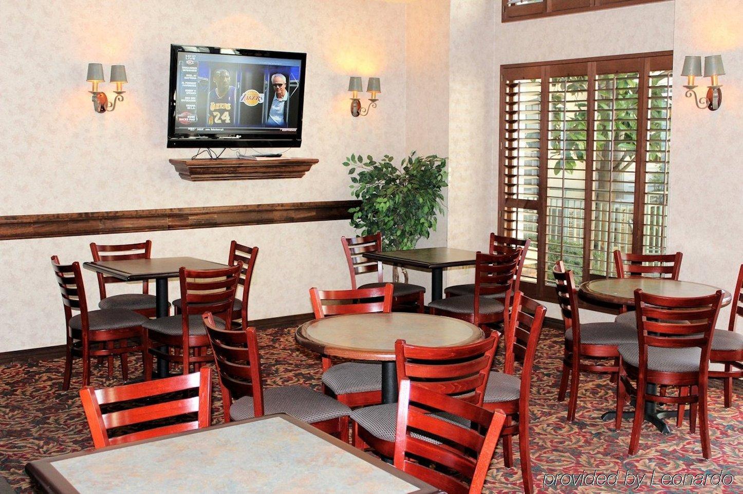 Hampton Inn And Suites Springdale Restaurant photo