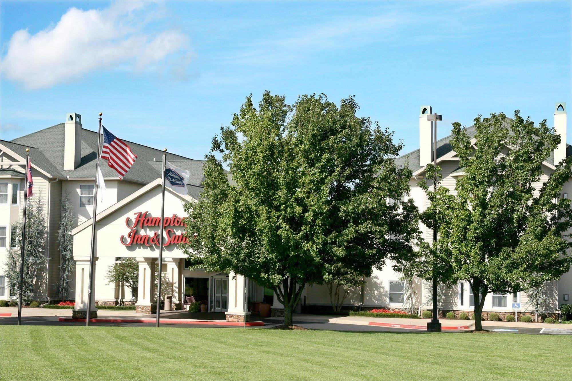 Hampton Inn And Suites Springdale Extérieur photo